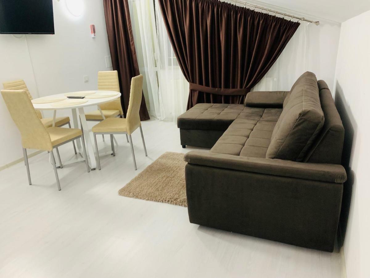 Fast Airport Accomodation Otopeni Exterior foto